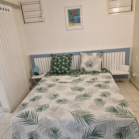Appartement Spacieux Vue Sur Mer La Trinite Ngoại thất bức ảnh